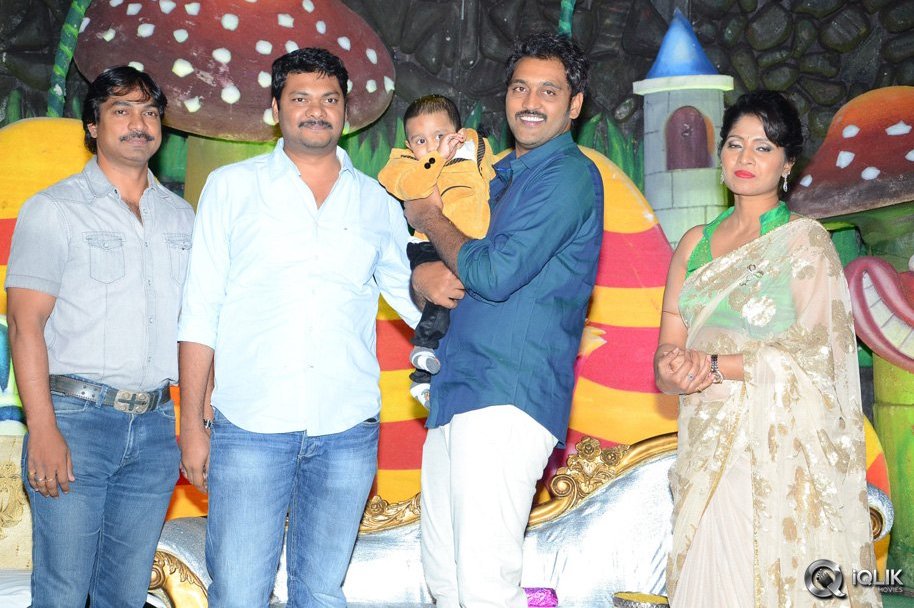 Ajay-Son-Dheeran-1st-Birthday-Celebrations-2014